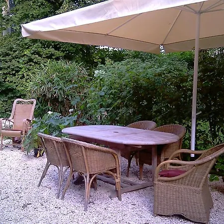 The Aum-house Bed and Breakfast